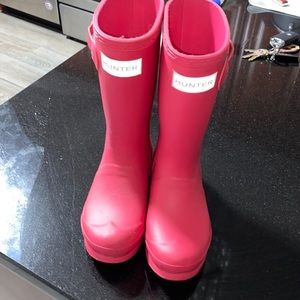 Kids size 13 hunter rain boots